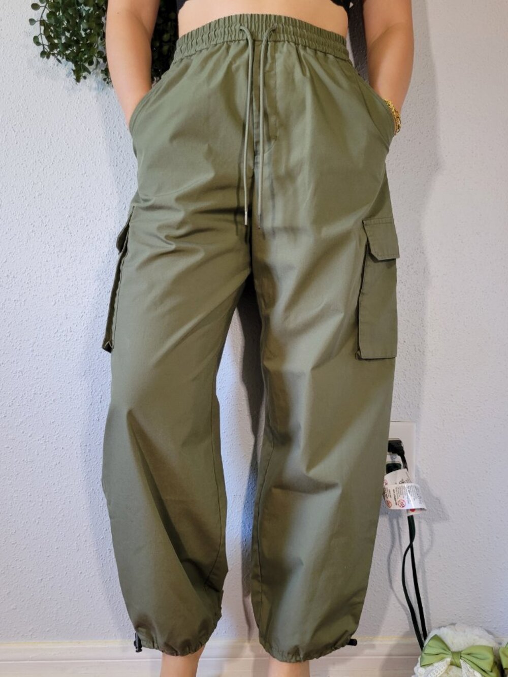 UNIQLO sister brand GU Olive Green Cargo Pants
